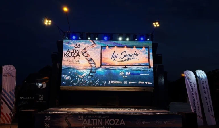 altin-koza-coskusu-arguvanda-gezici-sinema-tiri-malatyalilari-meydanda-bulusturdu-1